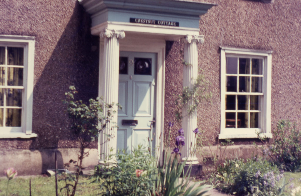 Chestnut Cottage, 9 Cricket Green, Mitcham, Surrey CR4. doorcase.