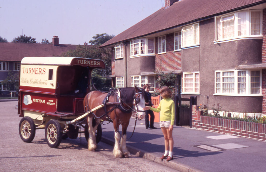 Horse-drawn baker's delivery van, Brookfields Ave, Mitcham, Surrey CR4. Typical 1930s housing in the Brookfields Estate. built on five acres of meadow land once belonging to Wandle Grove.