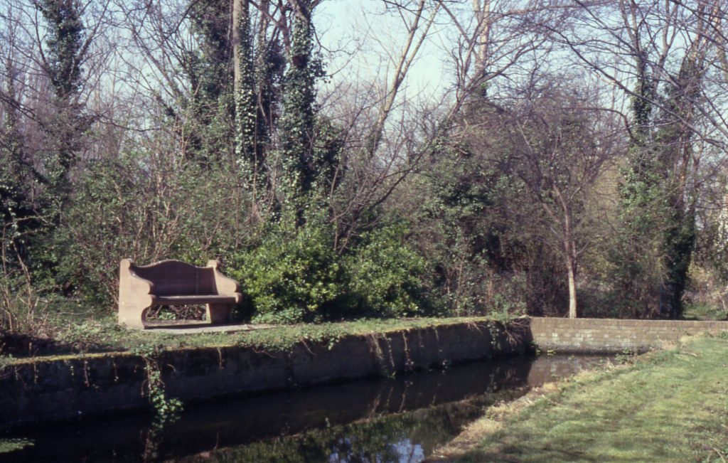 Paper Mill Cut, Watermeads, Mitcham, Surrey CR4. Miranda Hill Memorial Seat.