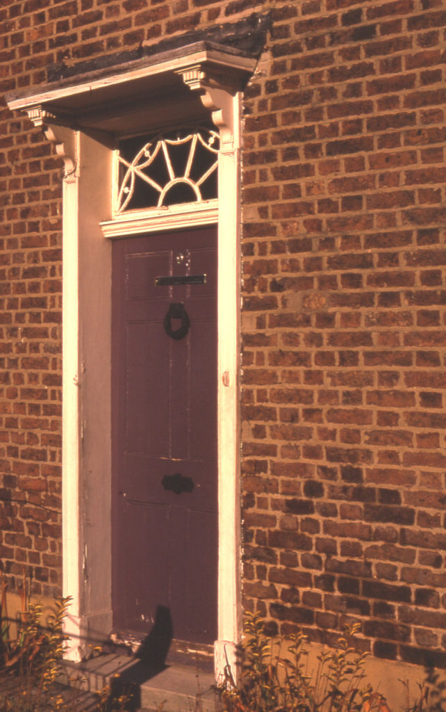 Prospect House, 9 Commonside East, Mitcham, Surrey CR4. Georgian doorway.