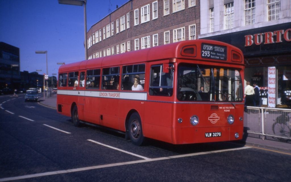 mhs-wjr-87-22 London Transport Route 293 Epsom (London Road Morden) Red 07-70